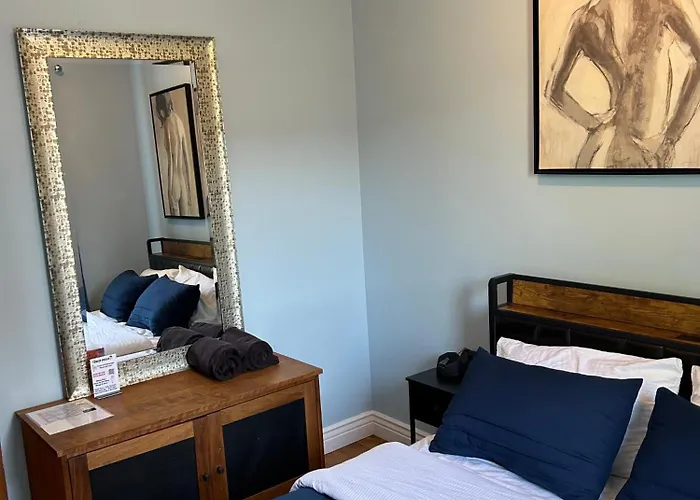 Dorothy's Bed and breakfast Chicago