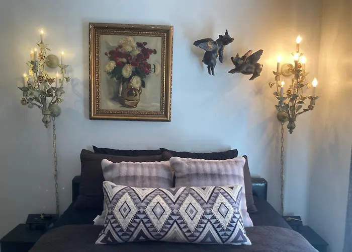 Dorothy's Bed and breakfast Chicago